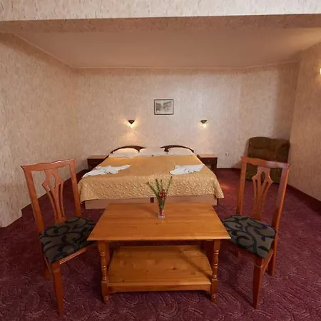酒店 Smolyan
