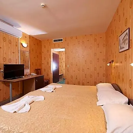 Smolyan Hotel 3*